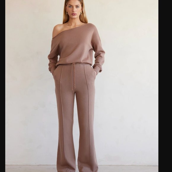 Tops - Carbon38 off shoulder sweatshirt